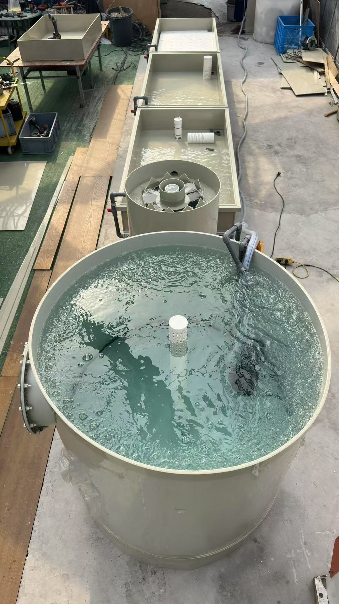 Aquaponic bell siphon and filtration components